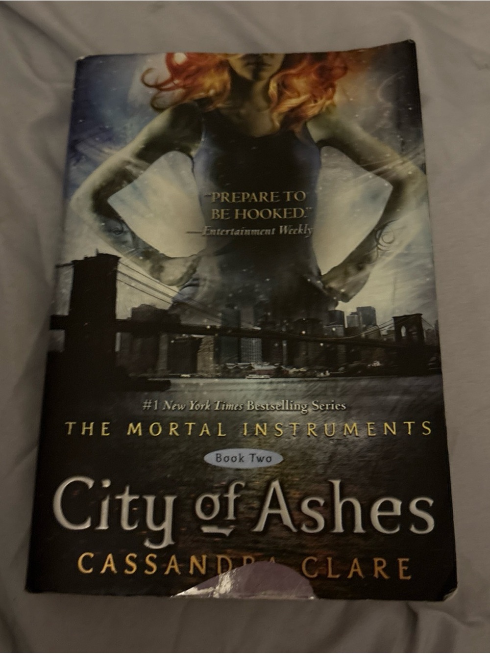 City of Ashes (The Mortal Instruments, Book 2) - Paperback - GOOD